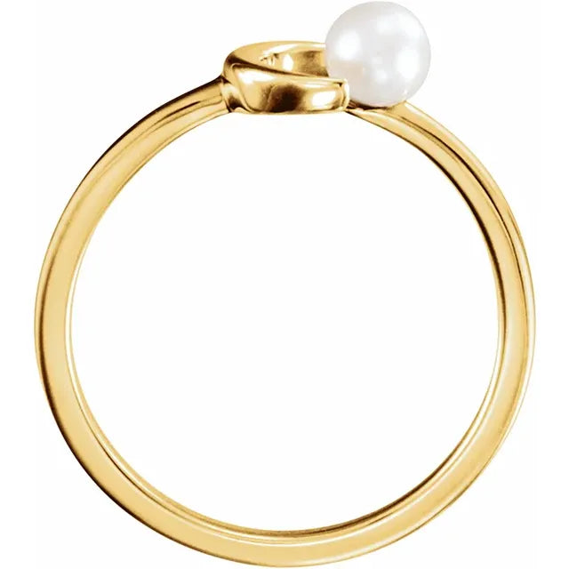 14K Yellow Gold Cultured White Freshwater Pearl Crescent Moon Ring