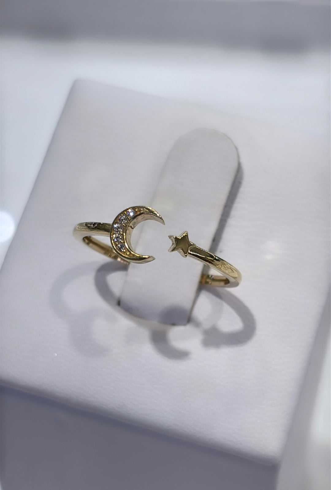 14K 2T Moon & Star Open Ring
