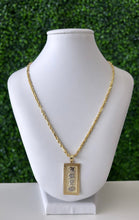 Load image into Gallery viewer, 14kt Custom Old English Name Pendant with 14kt Figaro Rope Chain
