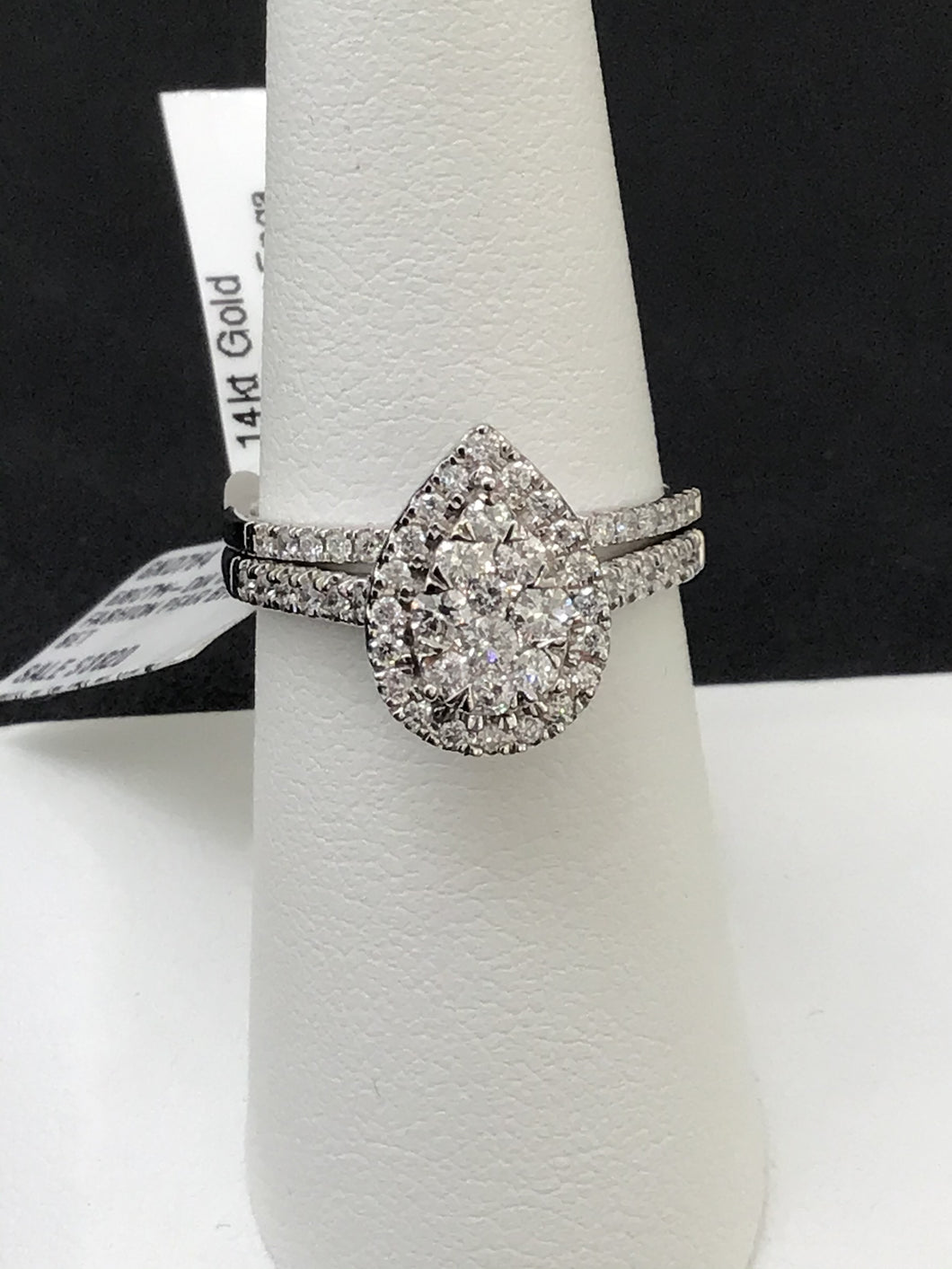 14KT White Gold 5/8 CTW Diamond Center Pear Single Halo Engagement Ring Set