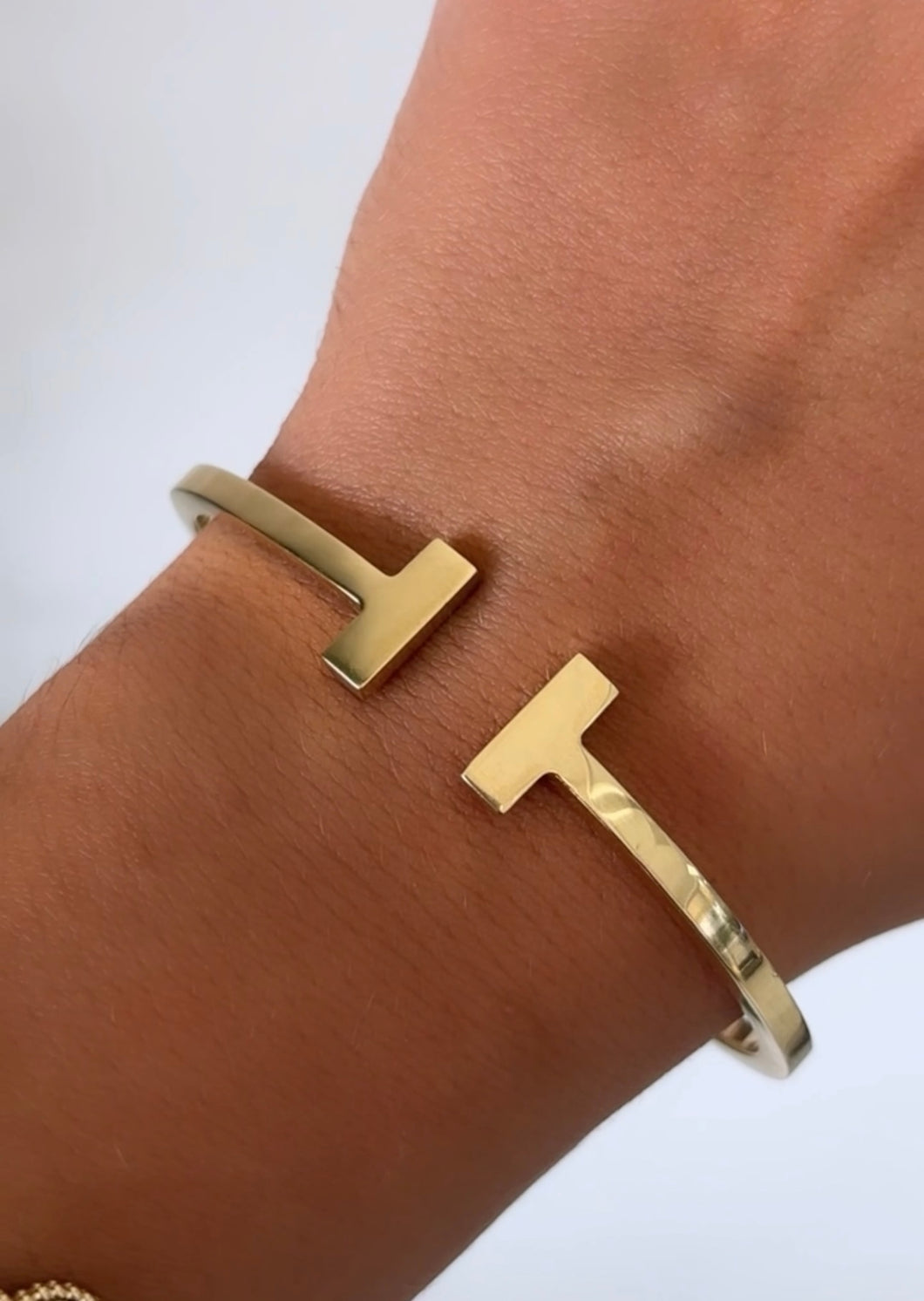 14kt Fancy Ladies Bangle