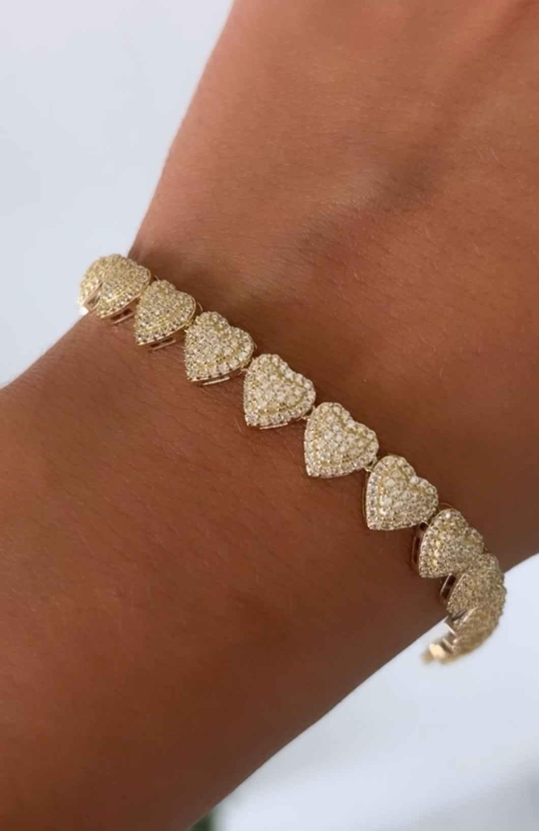 14kt Gold Heart Ladies Bracelet with Cubic Zirconias