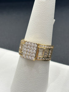 14kt Gold Princess Cut Ladies Ring