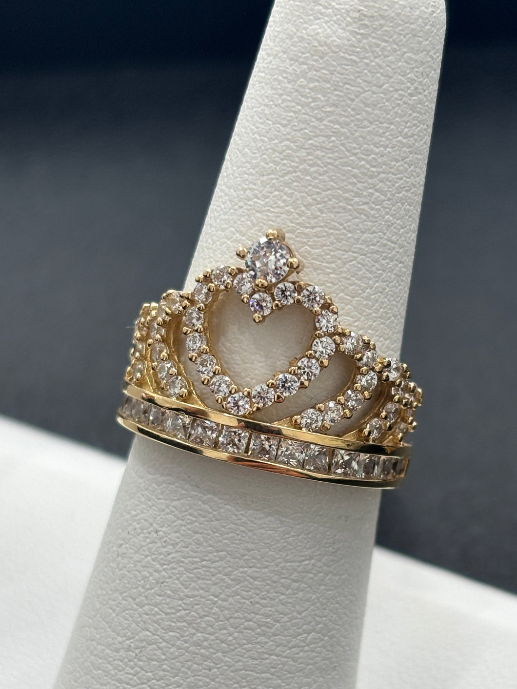 14kt Gold Crown Ladies Ring