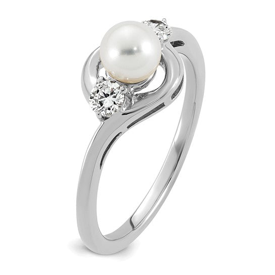 14k White Gold Freshwater Cultured Pearl and 1/5 carat Lab Grown Diamond VS/SI+ G+ June Birthstone Complete Ring